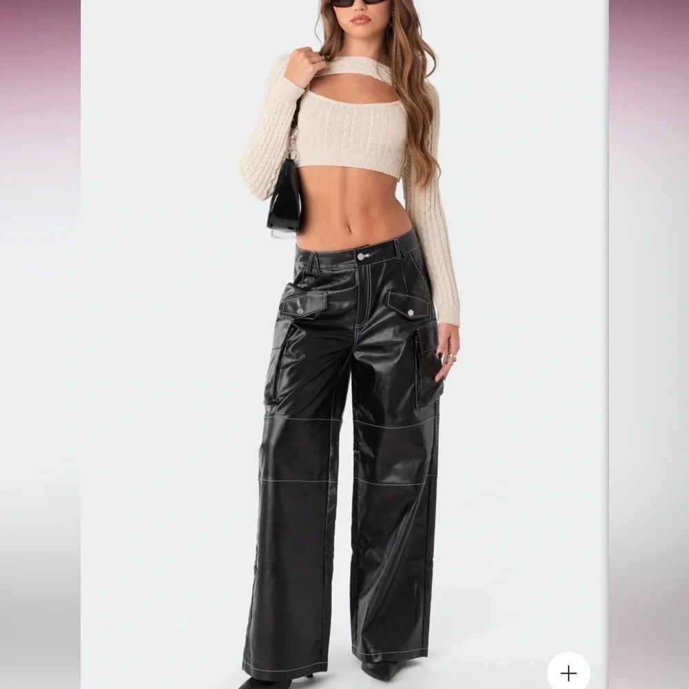 Edikted Faye Faux Leather Cargo Pants - Size M NWOT - Picture 1 of 5